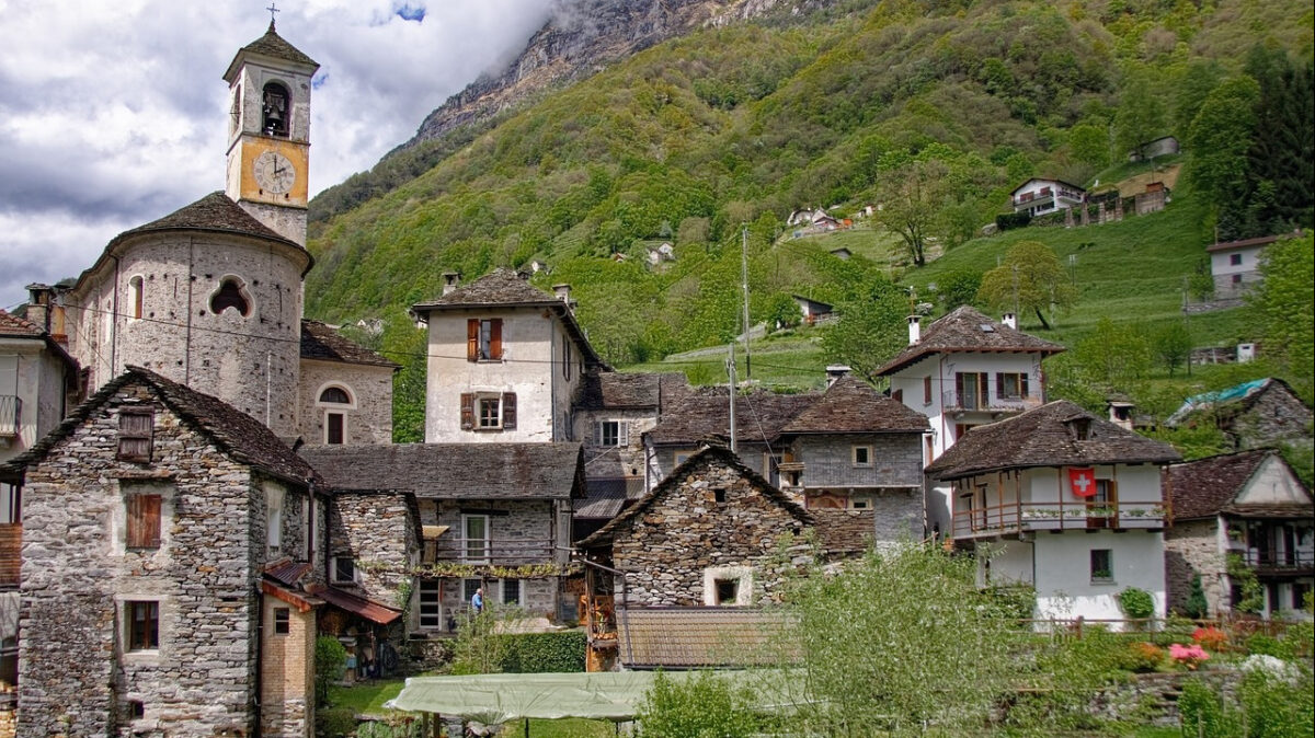 4 affascinanti Borghi svizzeri da visitare in autunno