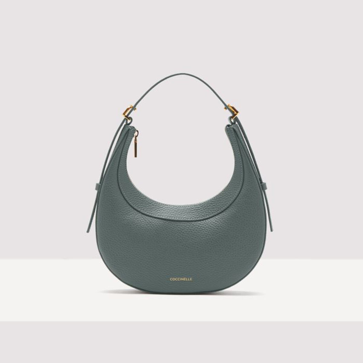 Galleria foto 'Borse a mezzaluna: sono (ancora) loro le it bag più amate' - foto 8