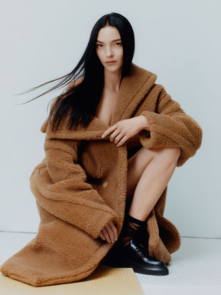 Galleria foto 'I cappotti Teddy sono ancora un must have! Ecco i più belli su cui puntare ora…' - foto 10