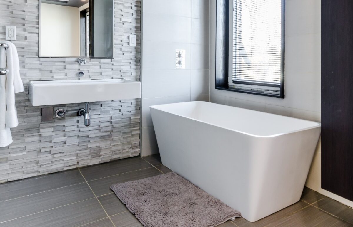 Galleria foto 'Vasca da Bagno, come sceglierla: stili, forme e dimensioni' - foto 2