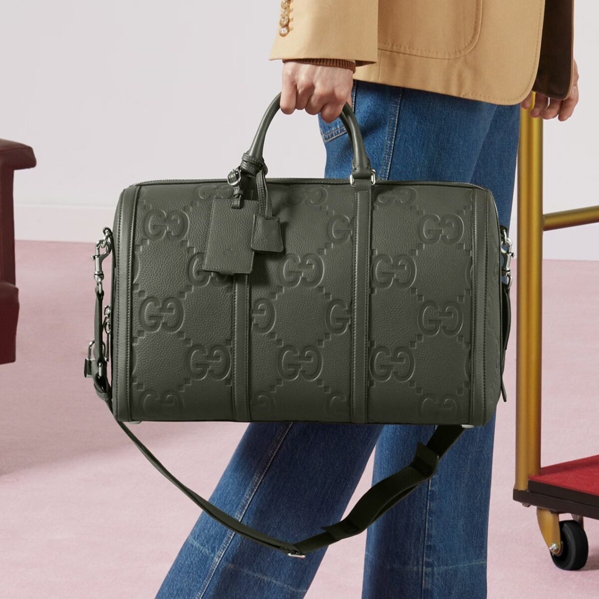 Galleria foto 'Regali custom per Lui: il Lusso di un dono personalizzato!' - foto 1