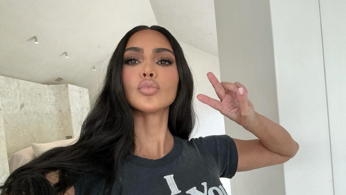 Kim Kardashian mostra le Decorazioni deluxe per le Festività, non per tutte le tasche!