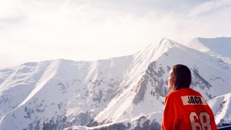 Le migliori creme solari per la settimana bianca: protezione anche in montagna