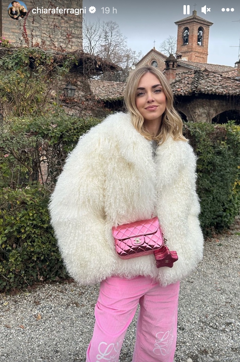 Galleria foto 'Chiara Ferragni torna a mostrare Look griffati, indossa capi dal valore di oltre 8mila euro' - foto 2