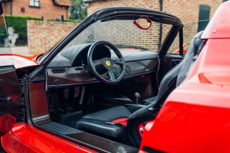 Ferrari F50 interni