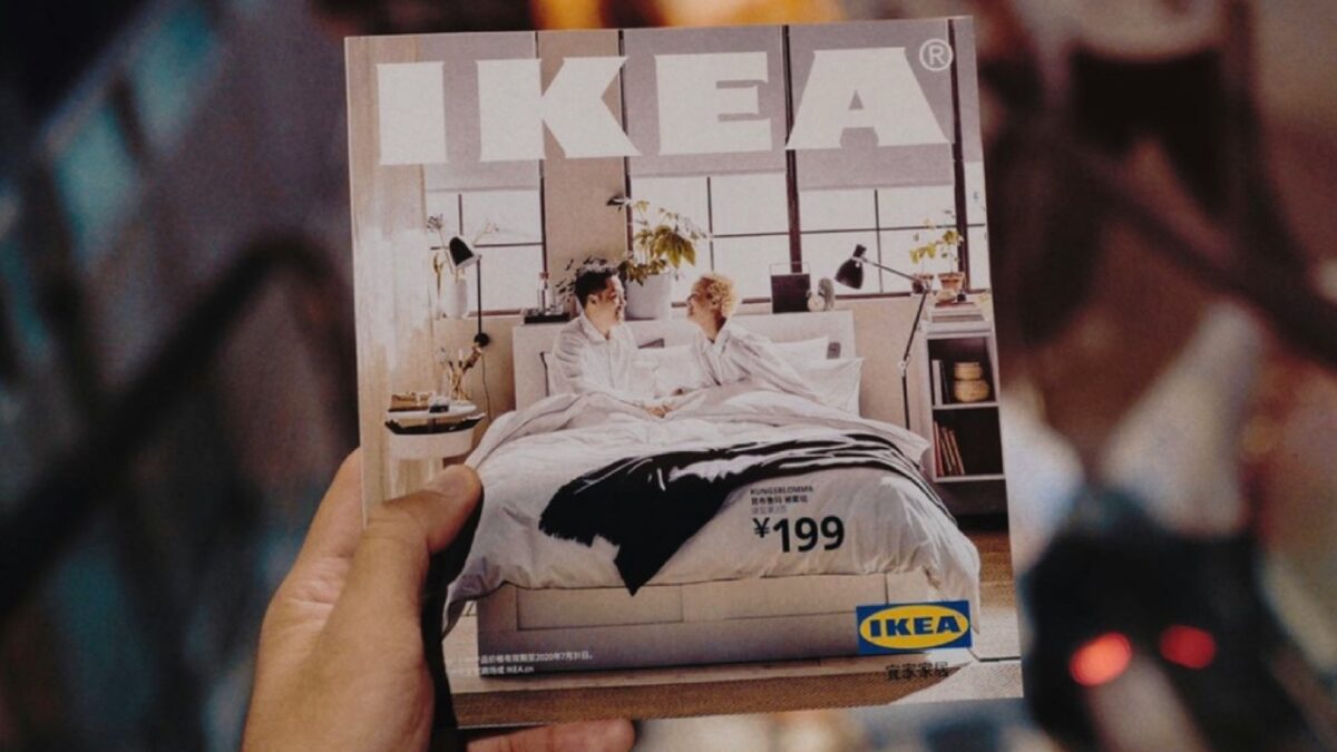 Gli Specchi IKEA che puoi appendere senza bucare le pareti