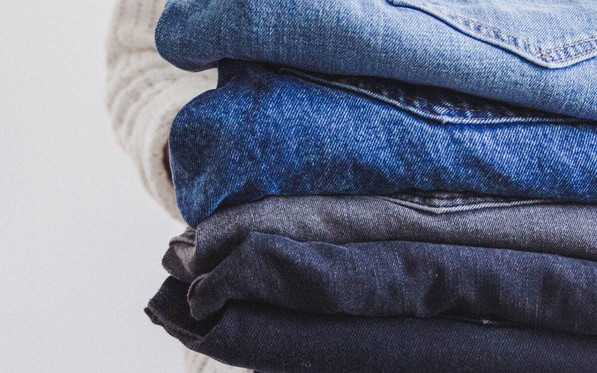 Come indossare i jeans di sera: 4 look da non perdere!