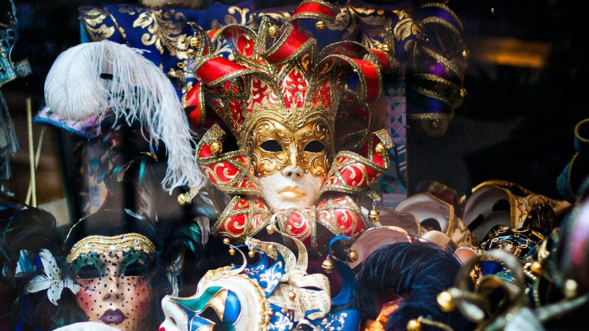 Carnevale nei Borghi d’Italia, ecco le tradizioni più belle e dove viverle…