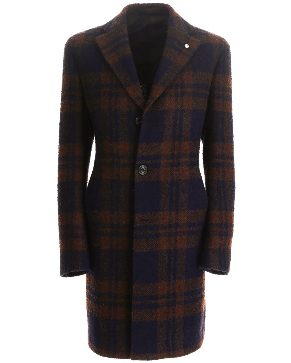 Galleria foto 'I Cappotti Made in Italy per un guardaroba Chic da vero Gentleman' - foto 1