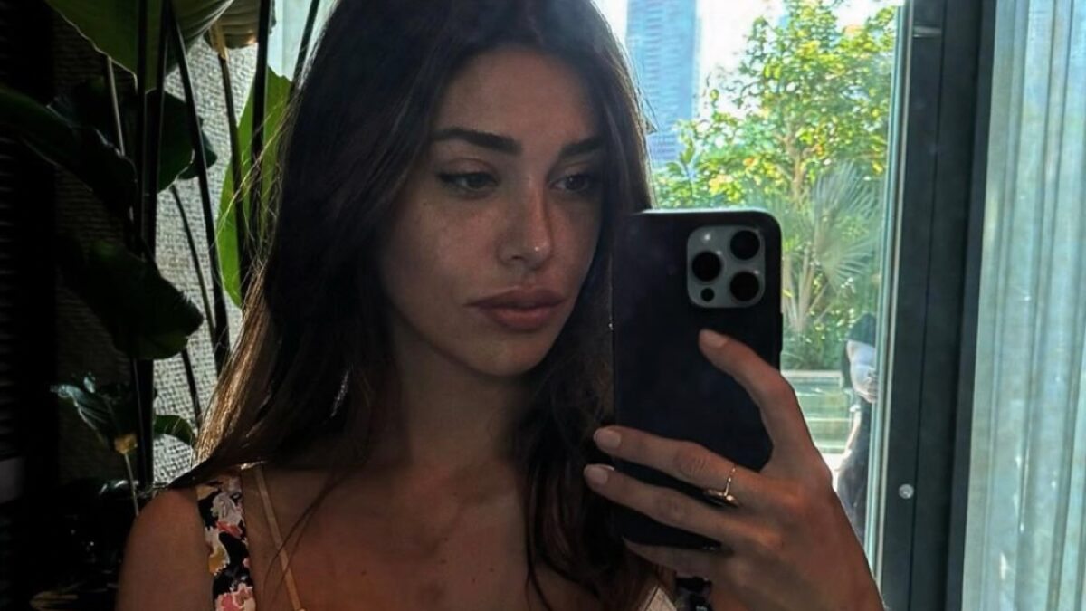 Belen Rodriguez sceglie il Resort di Lusso per il suo viaggio a Dubai