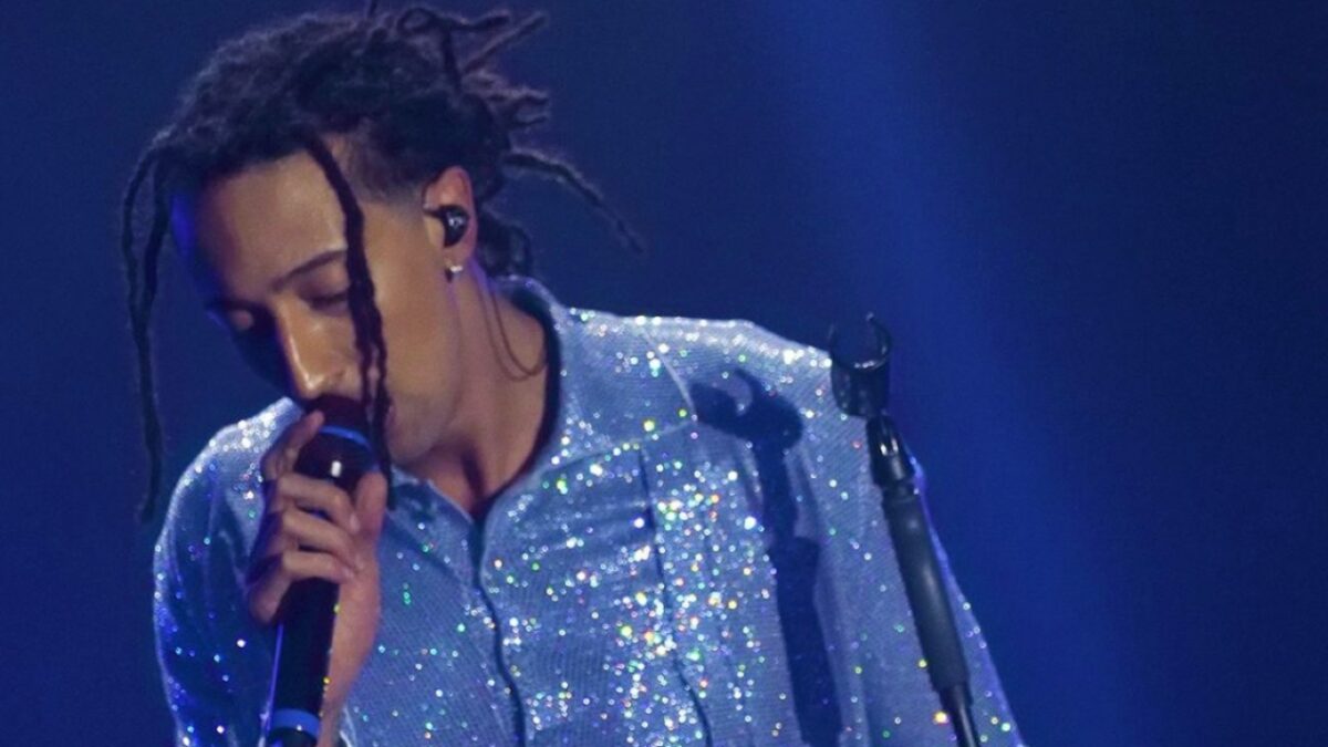 Sanremo 2024, Ghali lascia senza parole con il Look esclusivo (FOTO)