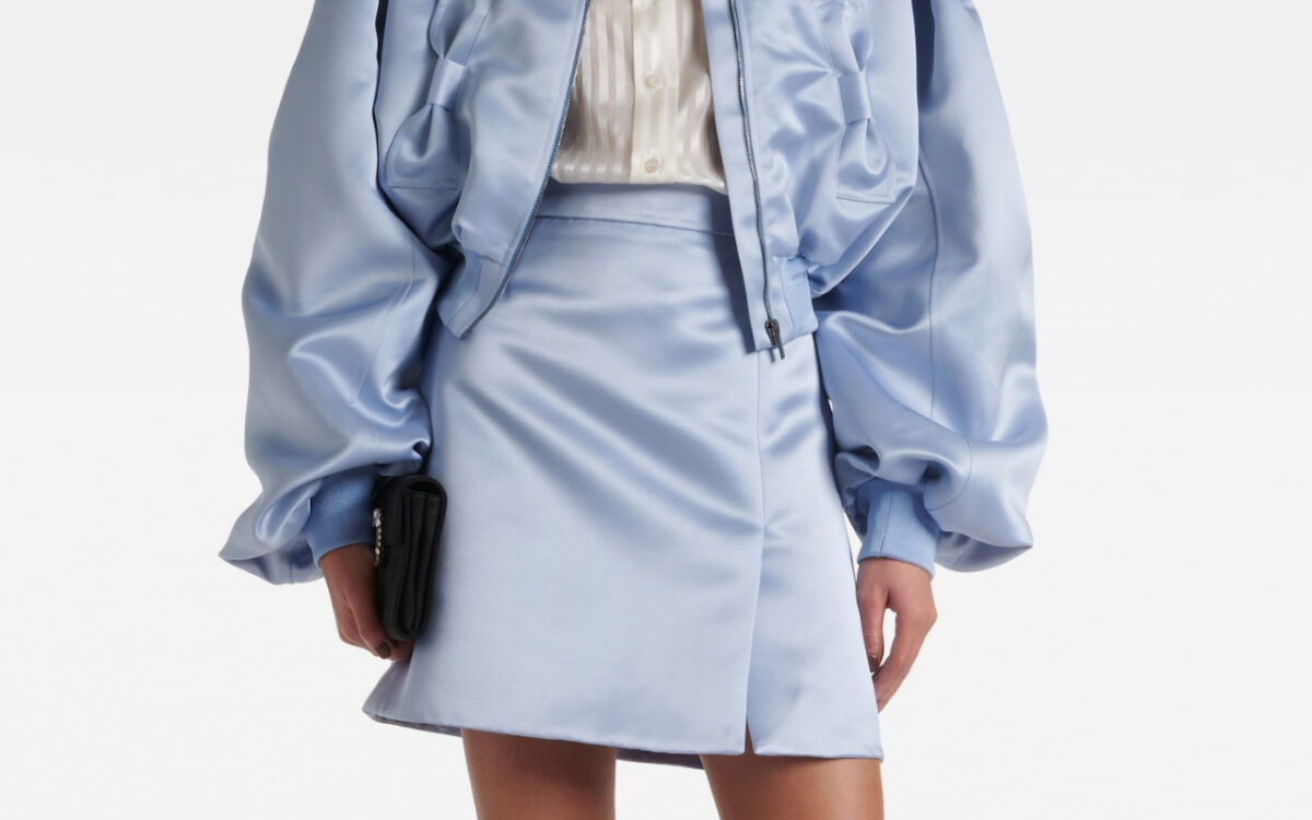Gonne in satin, chic e femminili: ecco le più belle da acquistare ora…
