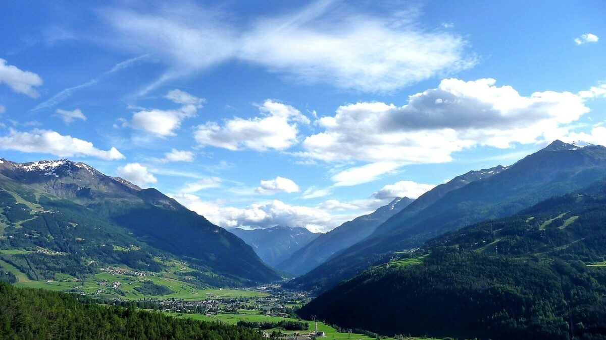 Vado a vivere in Montagna: ecco 3 Borghi Lombardi dove trasferirsi subito…