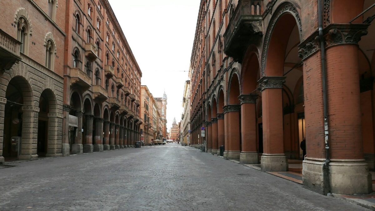 Portici d’Italia: ecco i borghi e le città che regalano eleganti passeggiate…