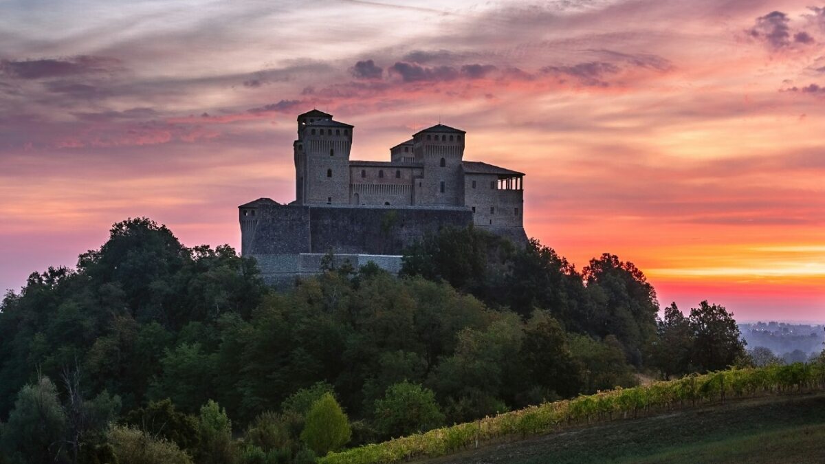 4 magnifici Castelli tra storia e Lusso del Ducato di Parma e Piacenza