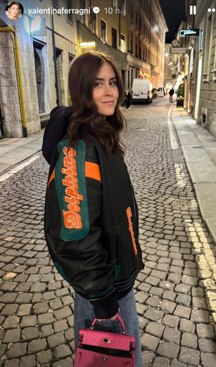 Galleria foto 'Valentina Ferragni, ultima notte a Milano con la borsa da oltre 40mila euro!' - foto 1