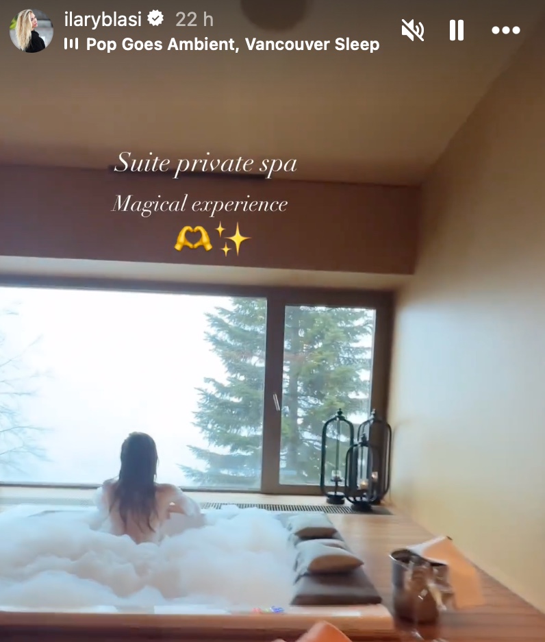 Galleria foto 'Ilary Blasi in Svizzera per amore, la Suite privata con Spa costa una fortuna!' - foto 1