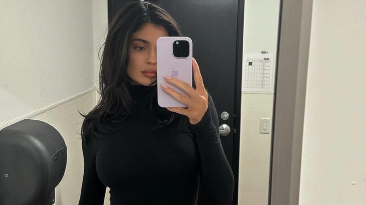 Kylie Jenner lancia sul mercato la sua linea di Vodka con poche calorie!