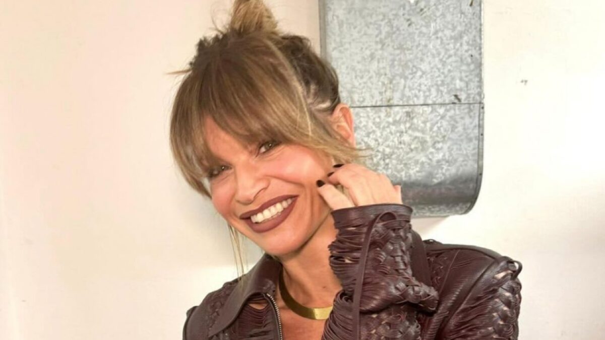 Alessandra Amoroso, il Look bondage firmato Cavalli vale oltre 8mila euro