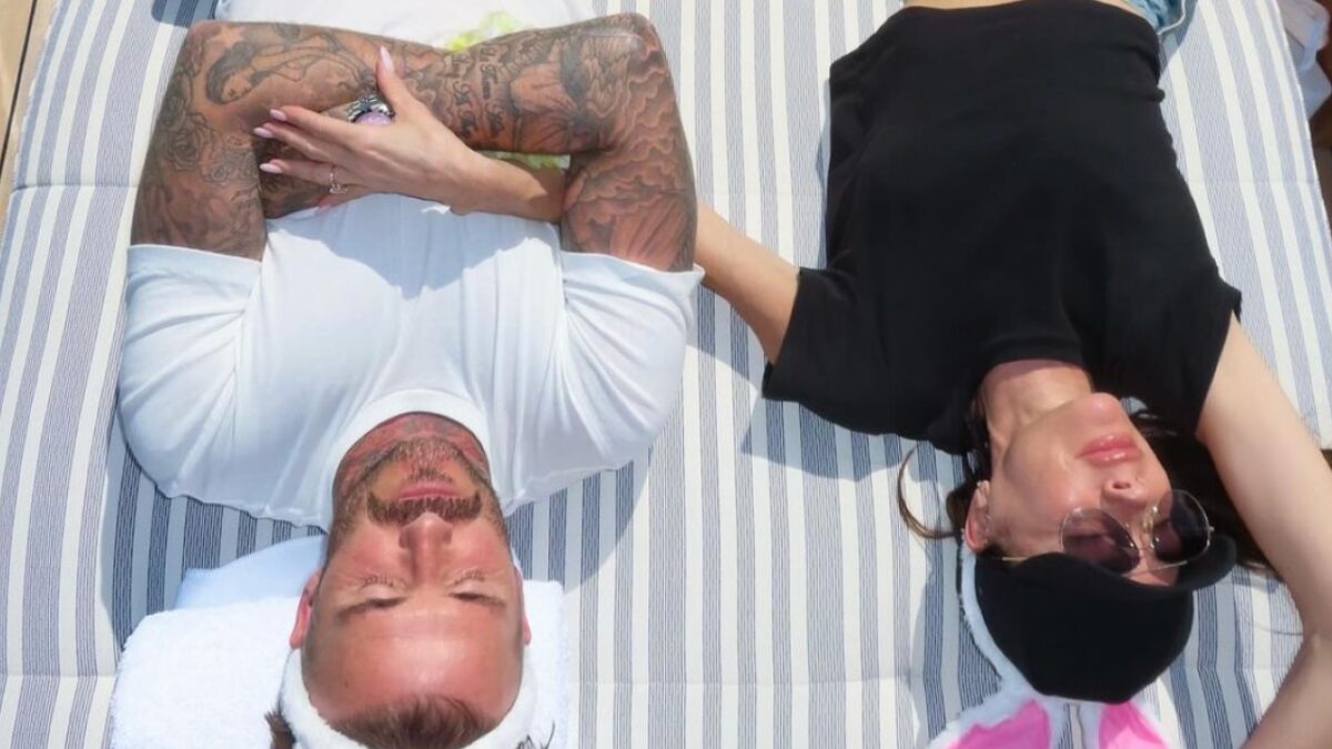David e Victoria Beckham, vacanze di Pasqua sullo yacht da 20 milioni di dollari