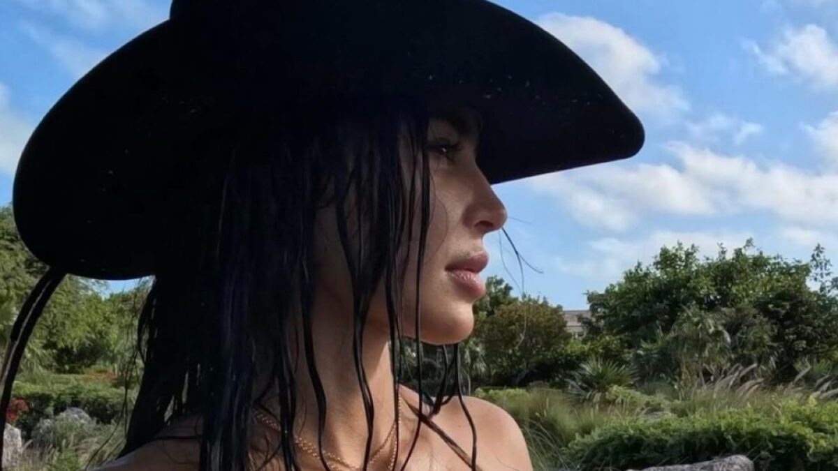 Kim Kardashian, il suo Brand da 4 Miliardi di Dollari arriva in Italia: dove acquistare Skims