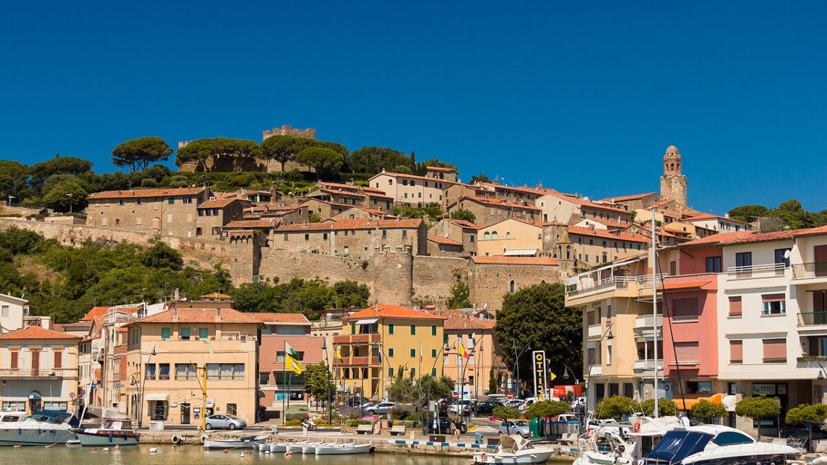 Uno splendido Borgo marinaro sulla Costa Maremmana da scoprire in Primavera