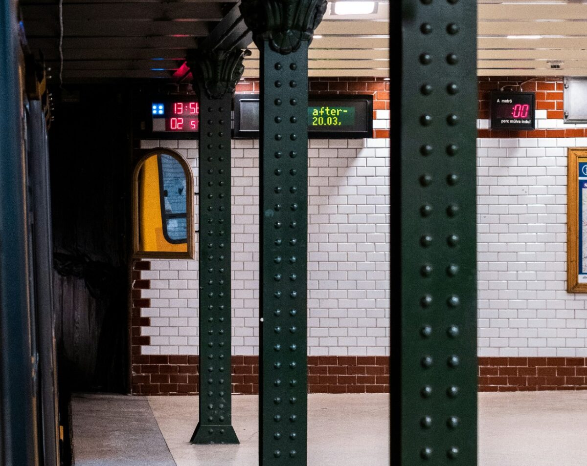 Galleria foto 'Il design chic delle Piastrelle in stile Metropolitana per Bagno e Cucina' - foto 4