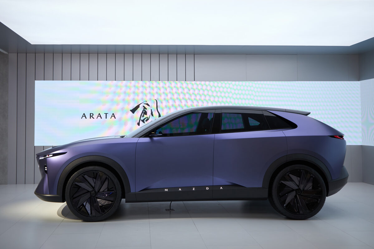Galleria foto 'Mazda ha davvero realizzato il SUV del futuro? Ecco Arata…' - foto 1