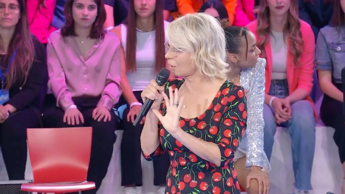 Maria De Filippi, per la Finale del Serale di Amici non bada a spese per il suo Look!