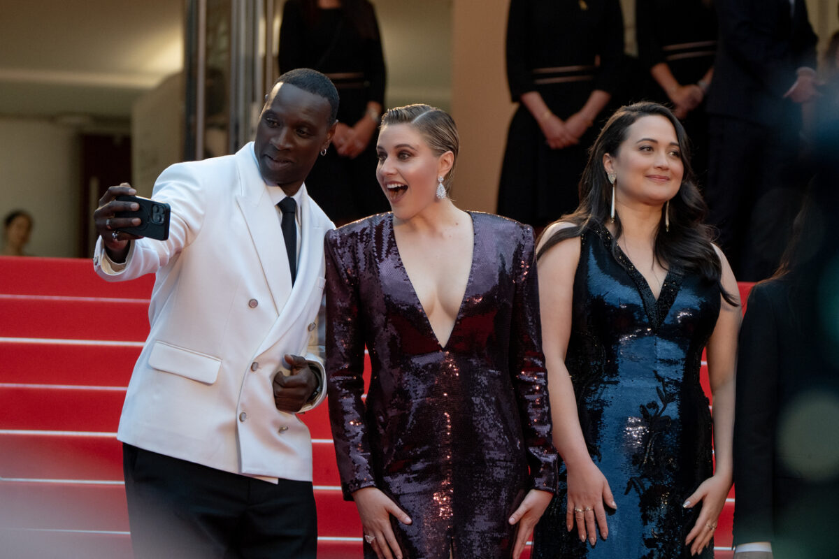Galleria foto 'Cannes 2024: che lusso Omar Sy con l’orologio Cartier da oltre 30 mila Euro' - foto 1