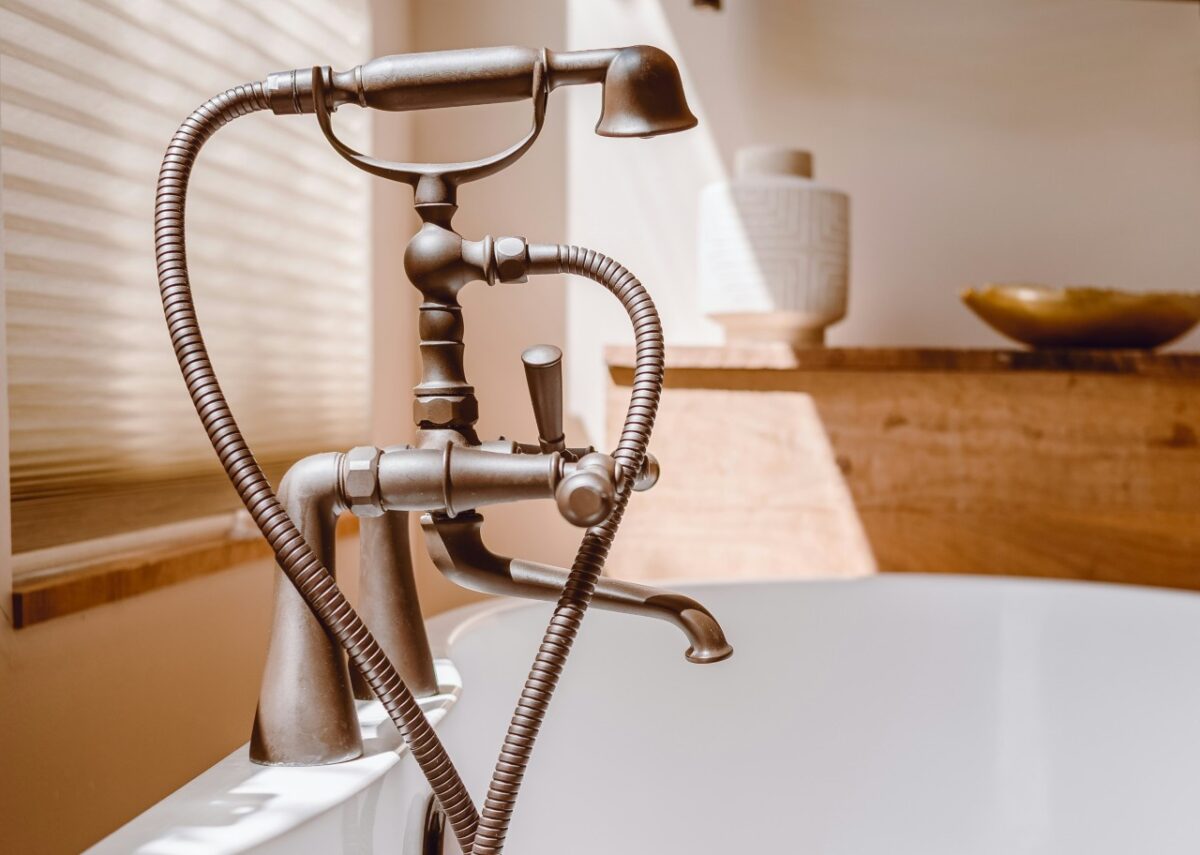 Galleria foto 'Rinnova il tuo Bagno con materiali ecologici e durevoli…' - foto 3