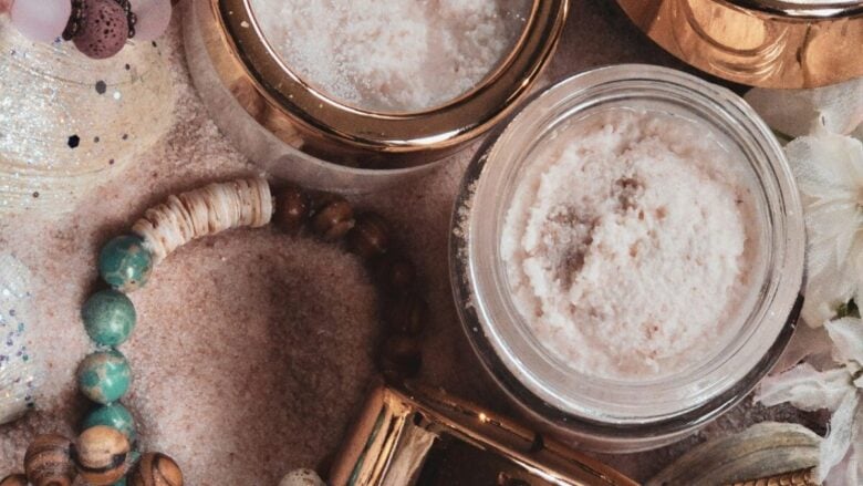 I migliori Scrub corpo per una pelle levigata e perfetta in vista dell’estate
