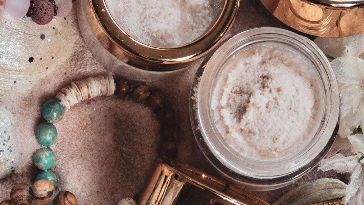 I migliori Scrub corpo per una pelle levigata e perfetta in vista dell’estate