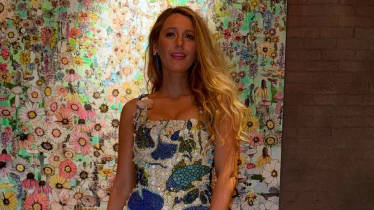 Blake Lively su Vogue con Hugh Jackman, ecco gli scatti diretti da Buz Lurhmann