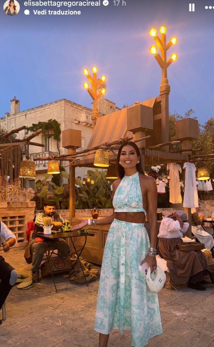 Galleria foto 'Elisabetta Gregoraci spende oltre 4mila euro per il look firmato Dior' - foto 1