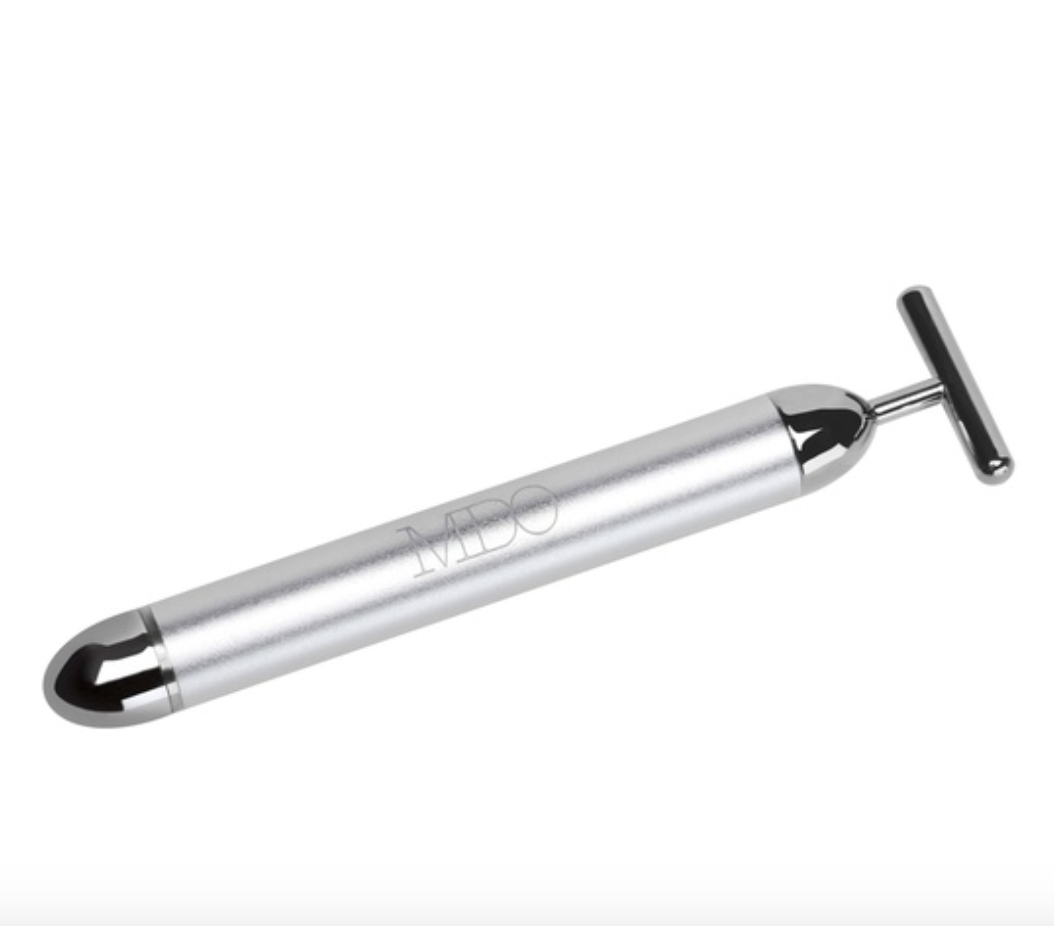 Galleria foto 'Pelle del viso tonica? Ecco i tool per ottenerla in poco tempo' - foto 2