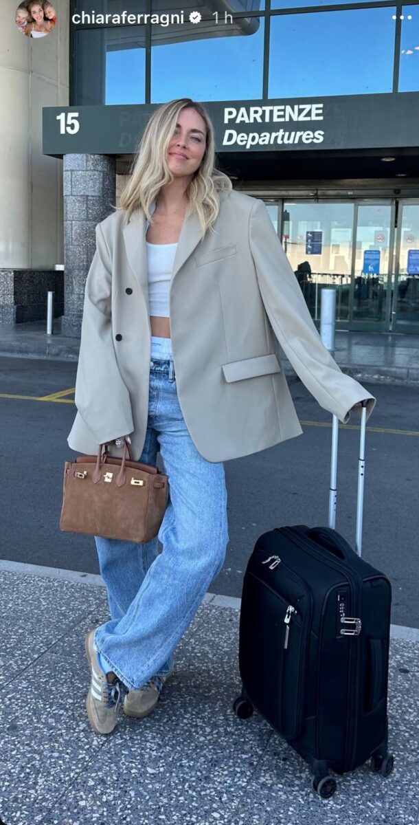 Galleria foto 'Chiara Ferragni vola a Madrid con la borsa costosissima e torna a fare ADV su Instagram!' - foto 1