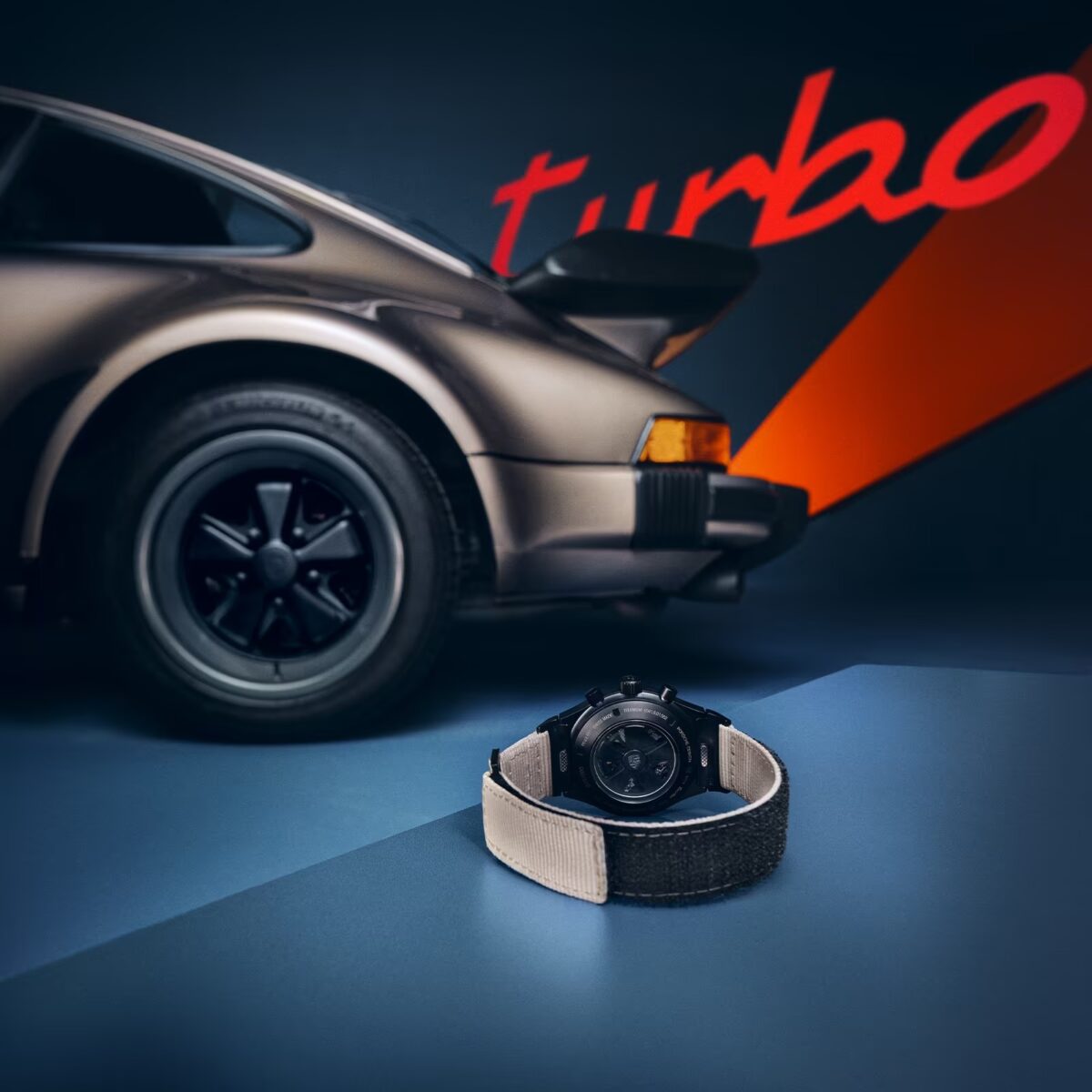 Galleria foto 'Porsche, un Orologio super esclusivo per i 50 anni della 911 Turbo!' - foto 2