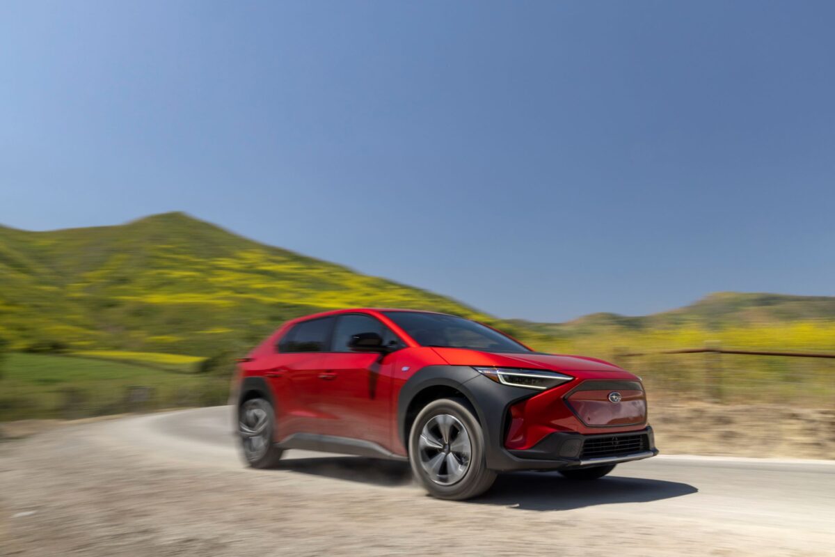 Galleria foto 'Il nuovo SUV giapponese Subaru Solterra punta tutto su design, tecnologia e un prezzo bassissimo!' - foto 2