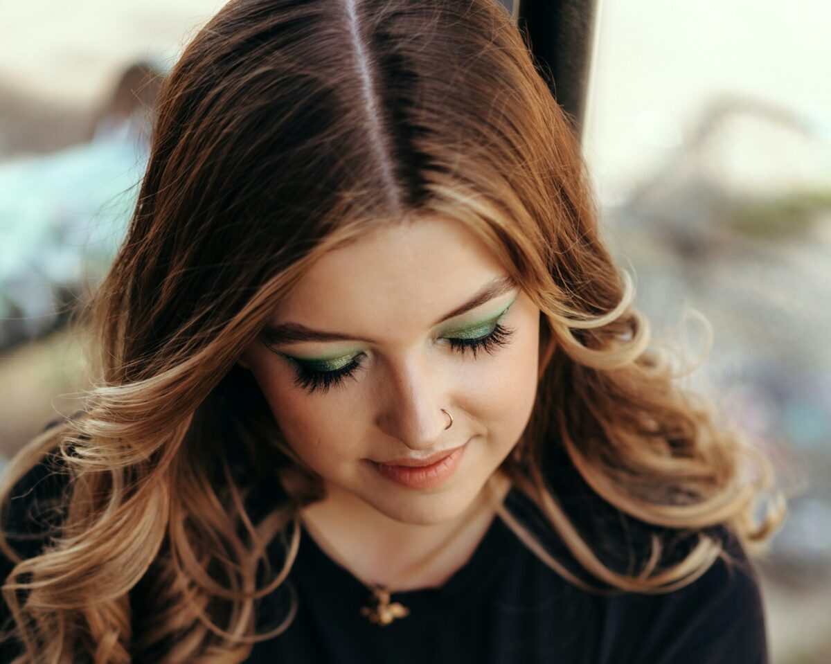 Galleria foto 'Brat o demure? Ecco qual è la tendenza Make Up più gettonata dell’Autunno 2024…' - foto 2