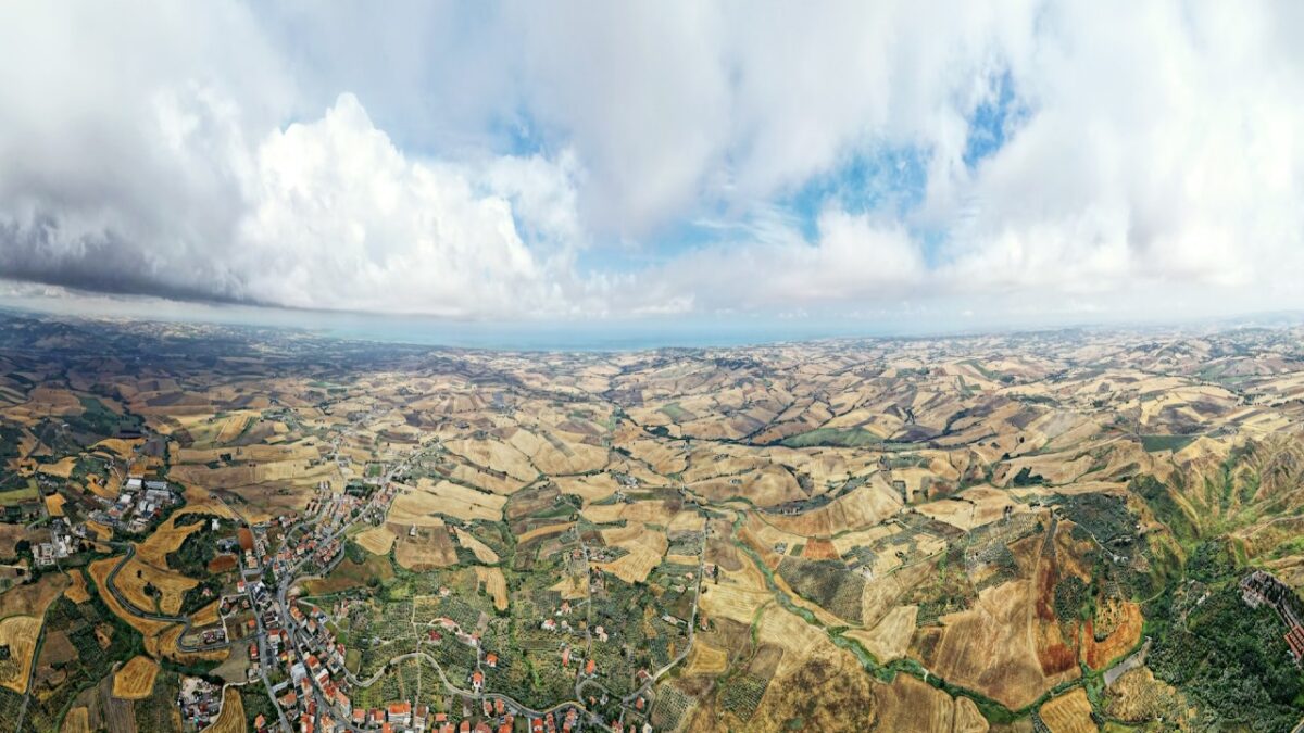 Un piccolo borgo molisano con una vista spettacolare. Che Panorama!