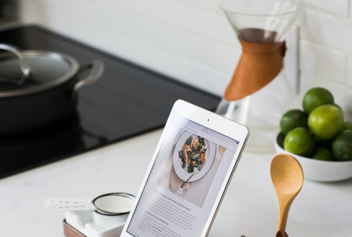 Galleria foto 'Fornelli a Gas o Induzione, come scegliere il piano cottura giusto per la Tua Cucina' - foto 1