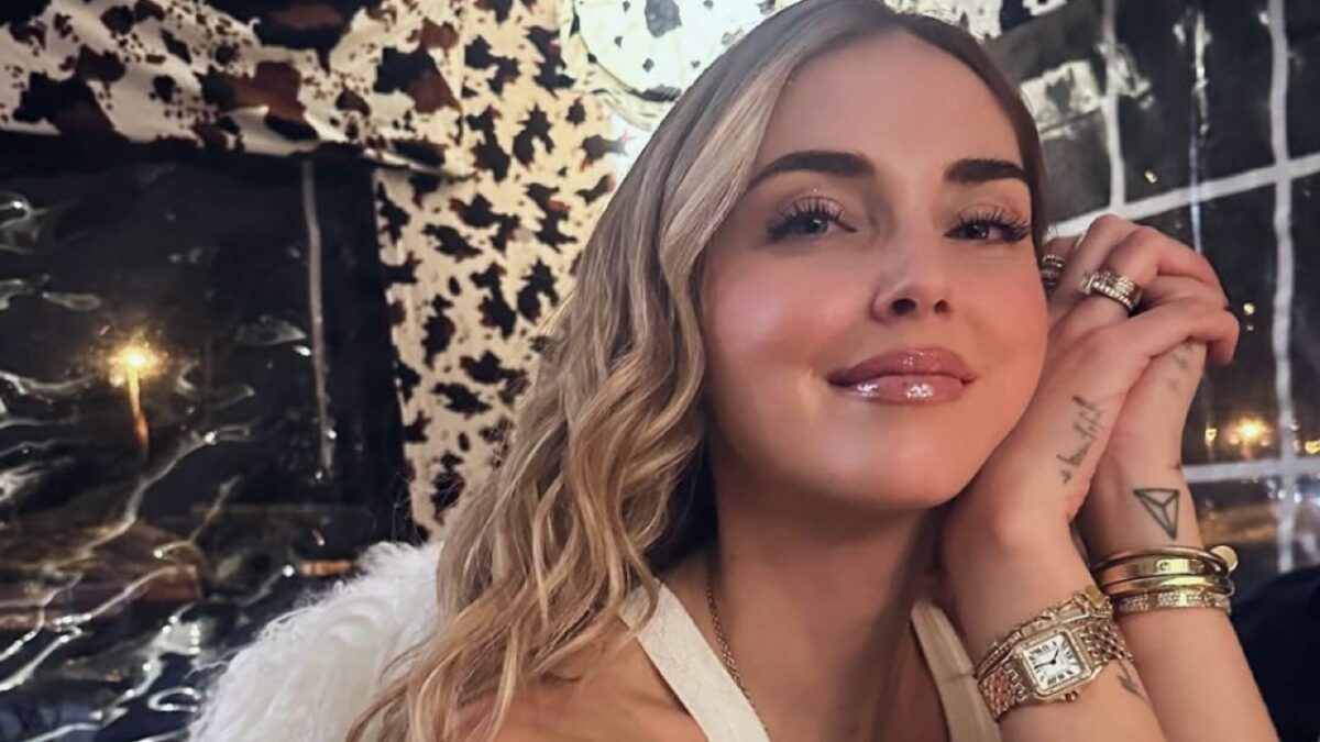 Chiara Ferragni non rinuncia al lusso neppure ad alta quota: prezzo folle per la giacca da sci!