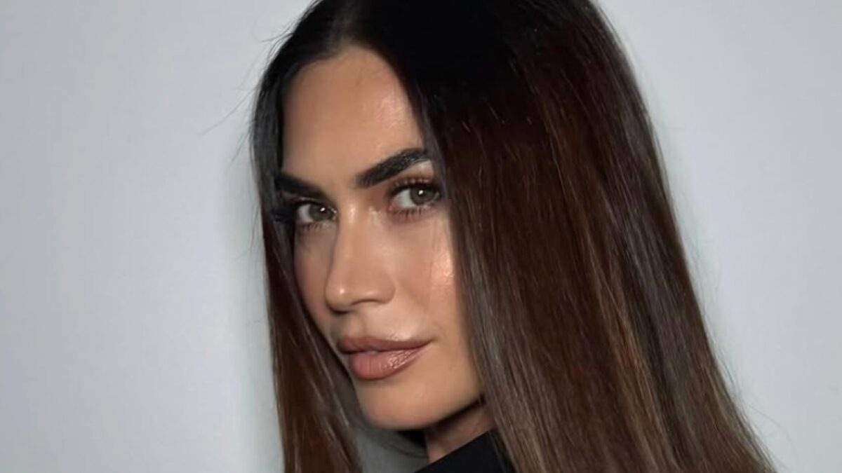 Melissa Satta, il suo Look per la spiaggia non è per tutte le tasche: quanto costa!
