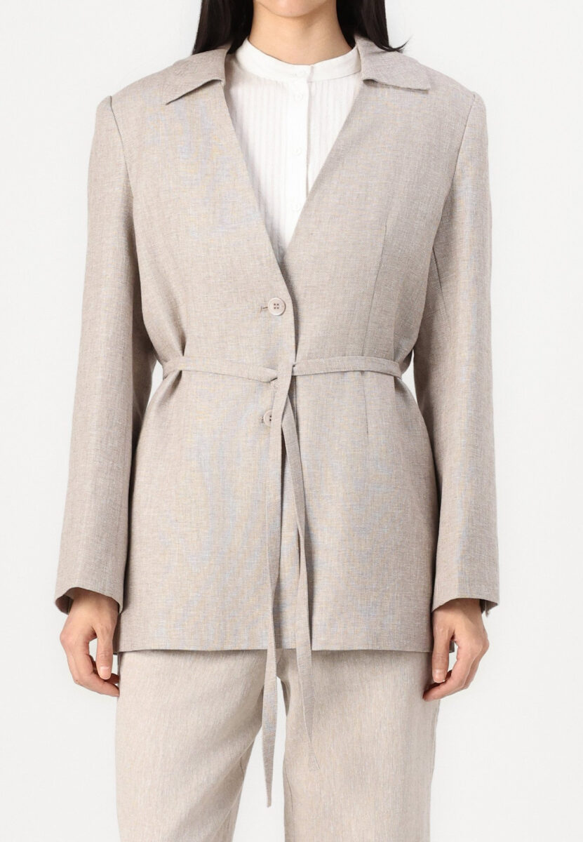 7 blazer con cintura da indossare questa Primavera 7 blazer con cintura da indossare questa Primavera