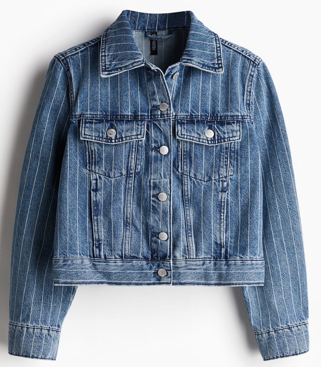 H&M firma la giacca in denim più gettonata della mezza stagione H&M firma la giacca in denim più gettonata della mezza stagione