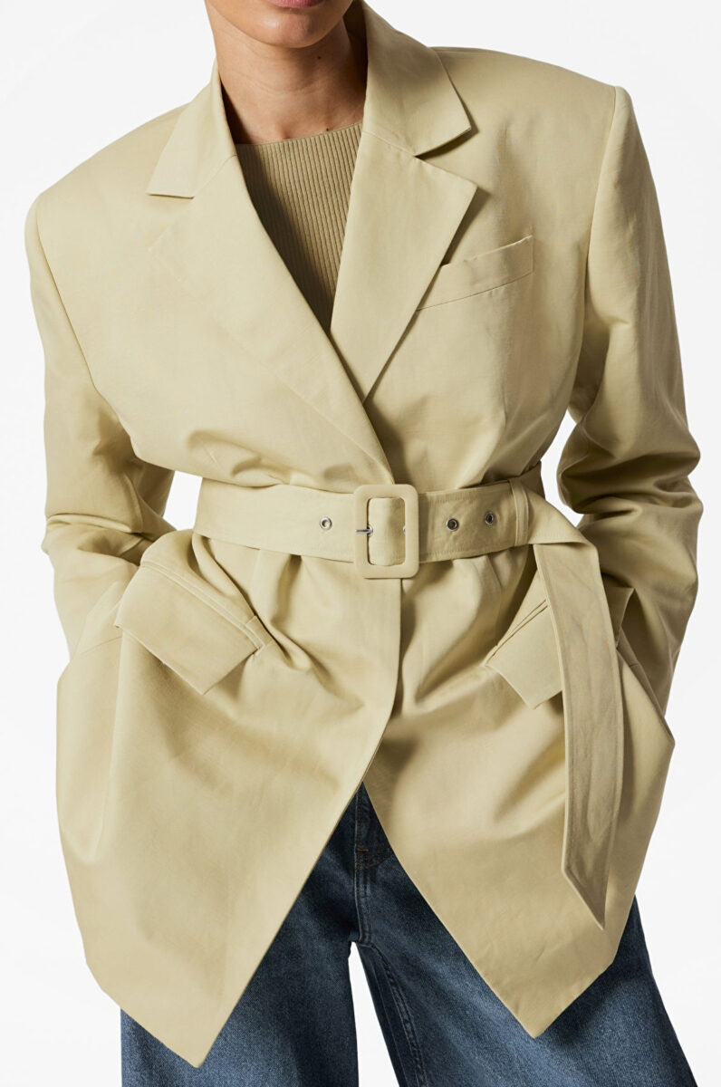7 blazer con cintura da indossare questa Primavera 7 blazer con cintura da indossare questa Primavera