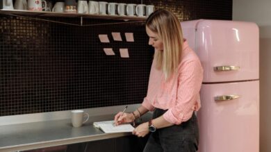 Mini guida per organizzare la cucina: il punto 3 è fondamentale per guadagnare spazio!