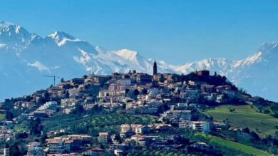 Uno splendido Borgo Abruzzese tra mare e monti