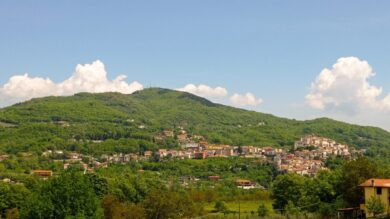 Lo chiamano “la piccola Parigi” molisana, un borgo nella valle del Volturno dal fascino unico!